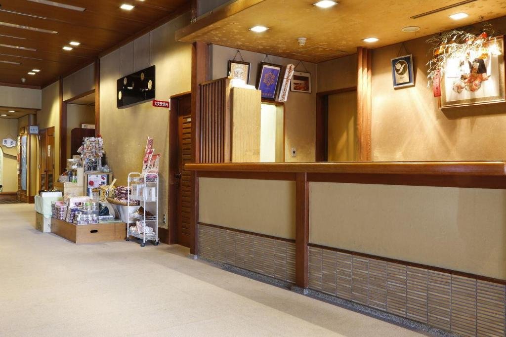 Osaka Ryokan Kuramoto Stay Guide: Rooms, Facilities and Nearby Areas