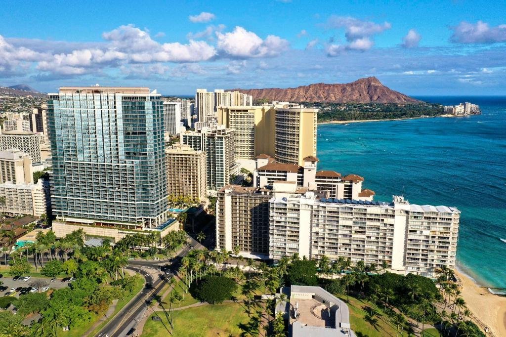 Ka La’i Waikiki Beach, LXR Hotels & Resorts Review 2026