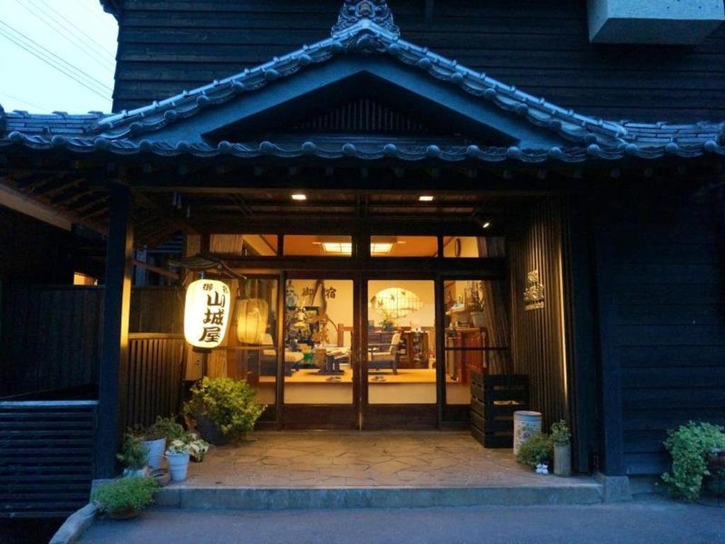 Yunohira-Onsen Ryokan Yamashiroya Review 2026: A Tranquil Escape in Yufu