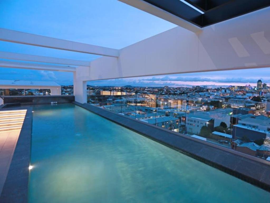 Alex Perry Hotel & Apartments Review 2026