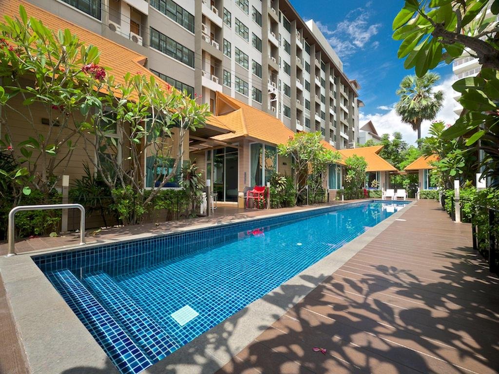 BBHOUSE pattaya hotel in Pattaya Thailand rooms location facilities