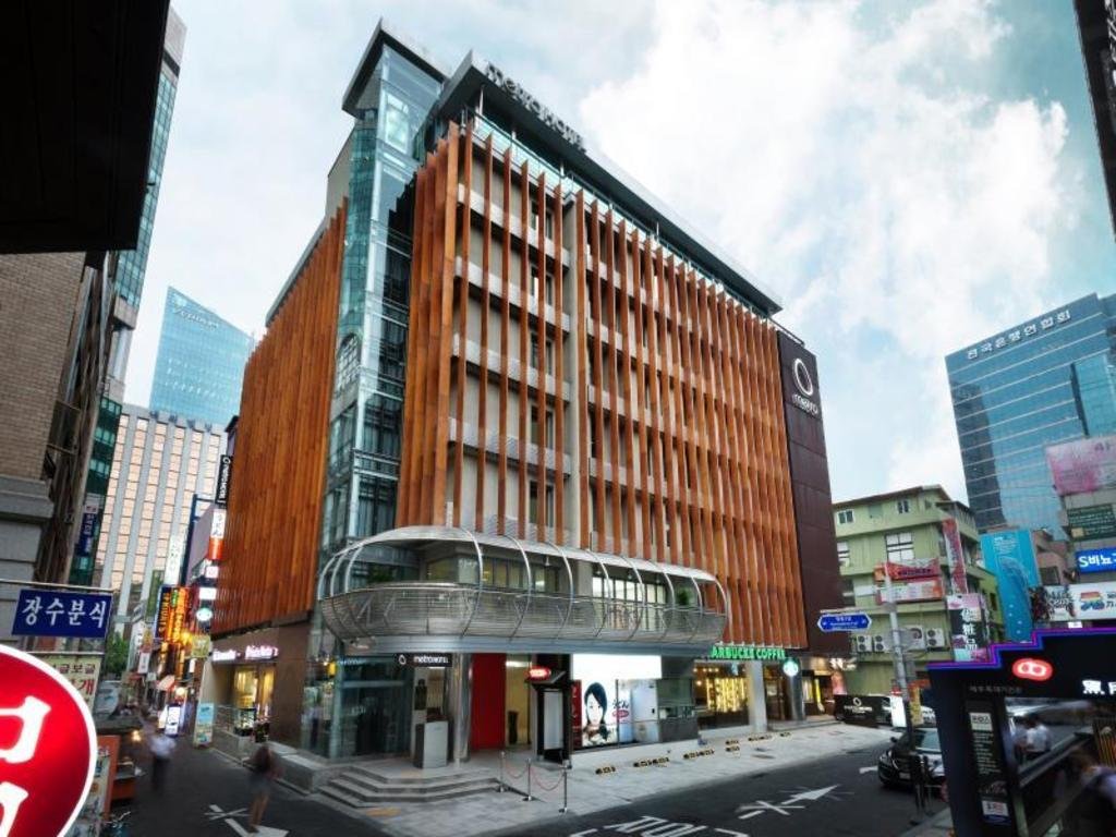 Should You Stay at Metro Hotel Myeongdong? Explore Seoul’s Heart